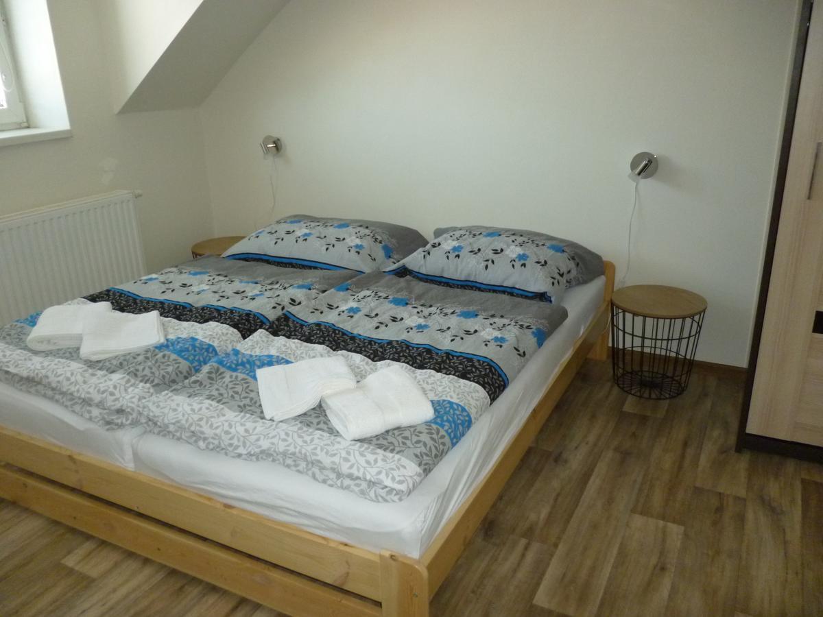 Apartman Relax-Chatka A Apartman 미쿨로프 외부 사진