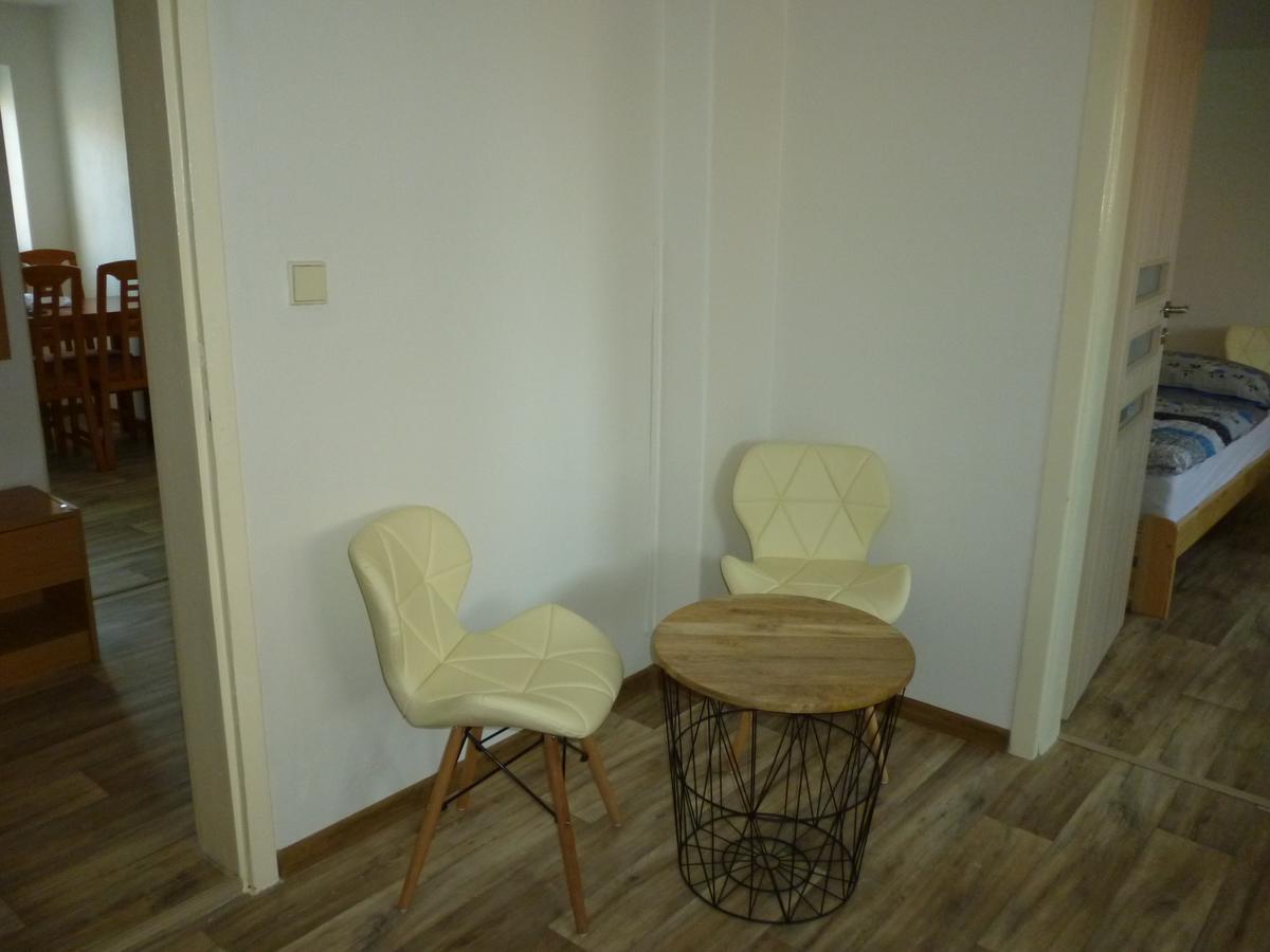Apartman Relax-Chatka A Apartman 미쿨로프 외부 사진